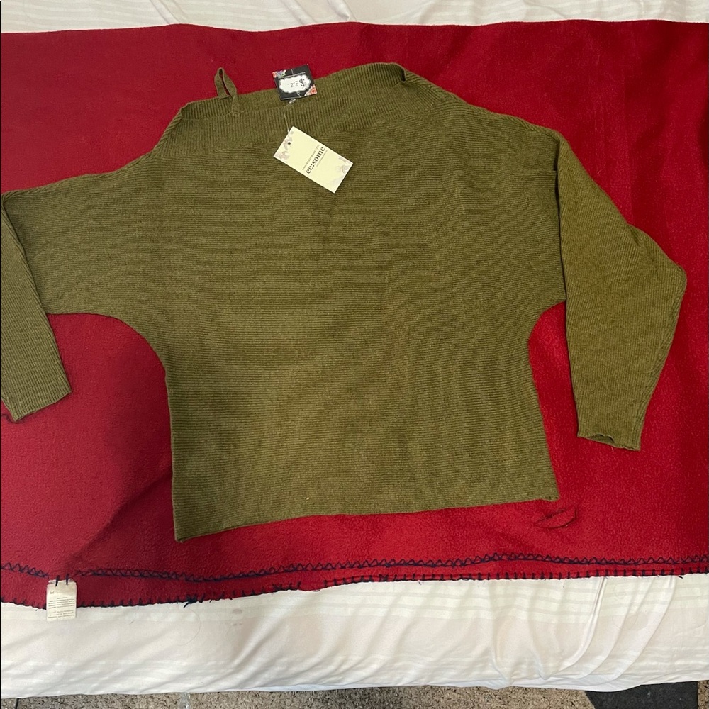 Light breathable sweater ready for spring